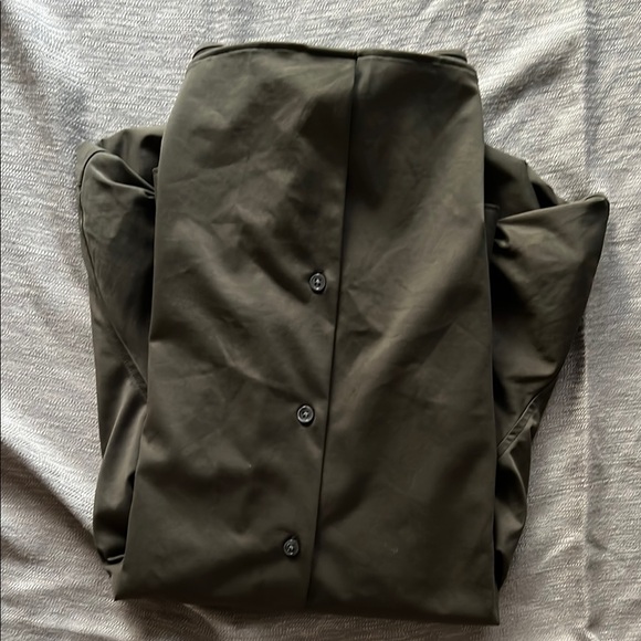 Theory button-up shirt - Picture 10 of 11